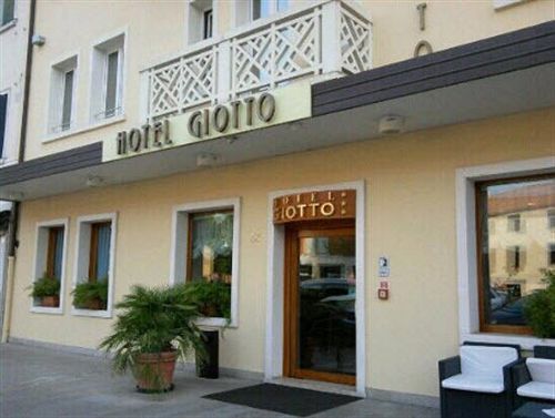 Hotel Giotto 3*