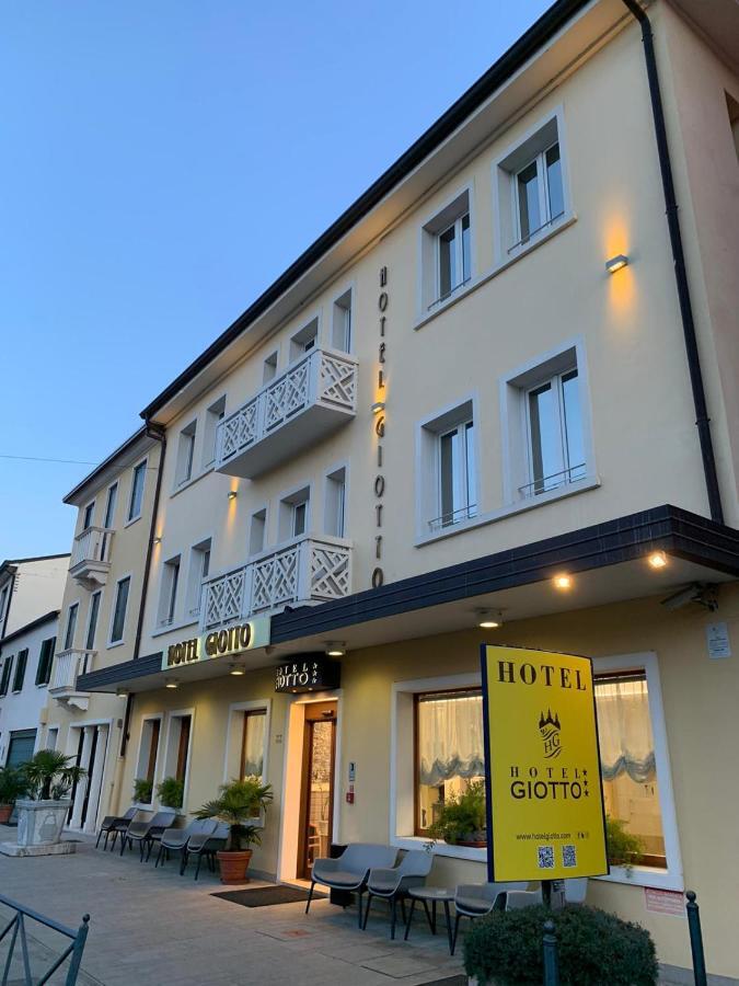 Hotel Giotto 3*